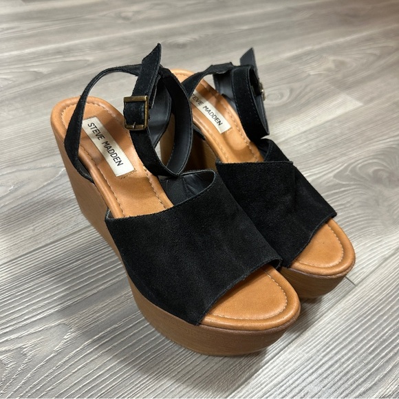 Steve Madden Black Suede Wedge Sandals Platform Heel Ankle Strap Size 8 Summer - Picture 1 of 4